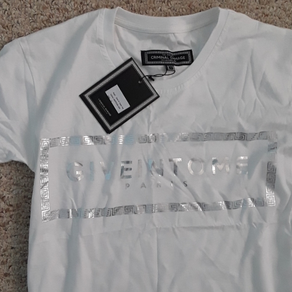 Top with detail - Picture 2 of 4